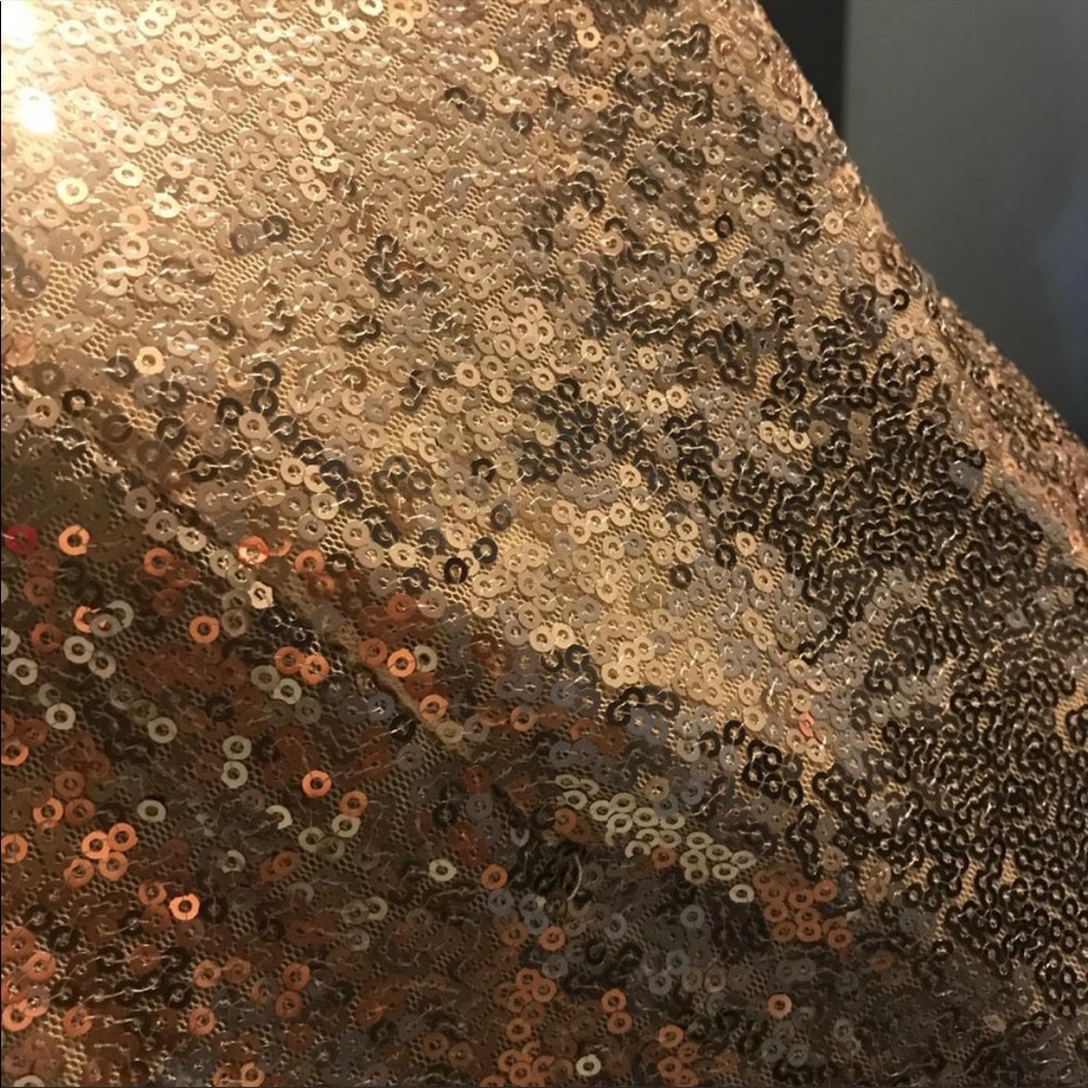 NEW W TAGS Lulu’s Gold Sequin Gown, Size M - Picture 3 of 4